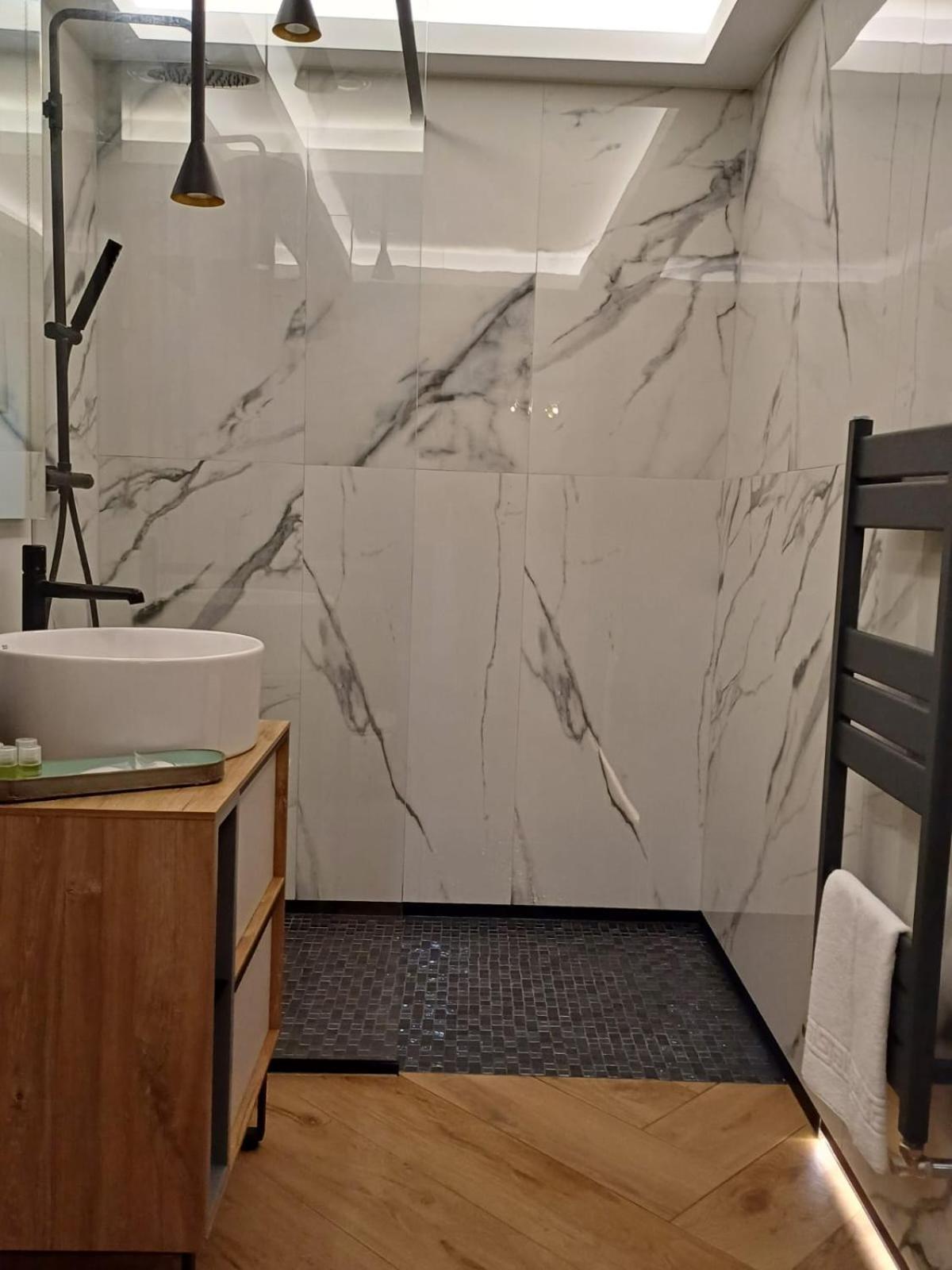 Chic Center Apartament *